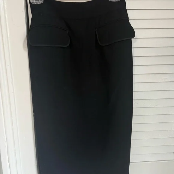 Vintage CHANEL Black Skirt with Gold Buttons - Picture 4 of 10
